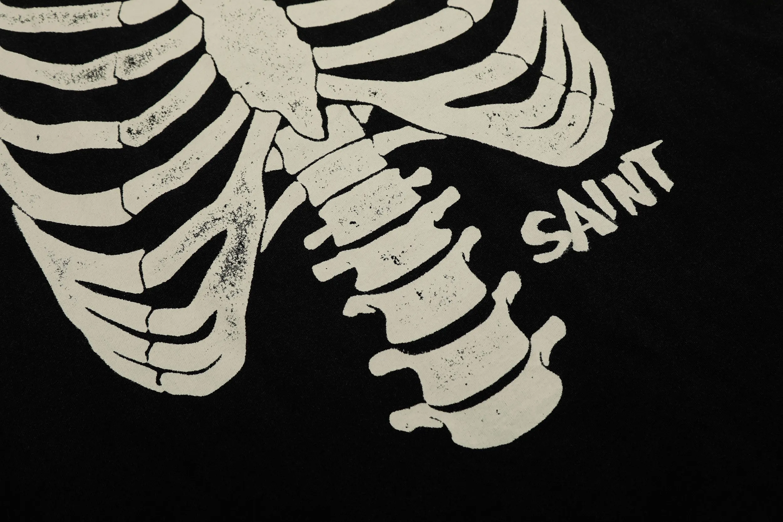 Saint washed vintage skeleton short-sleeved T-shirt Color: washed black Wholesale price: 118 Size: M L XL XXL Style number: 2147